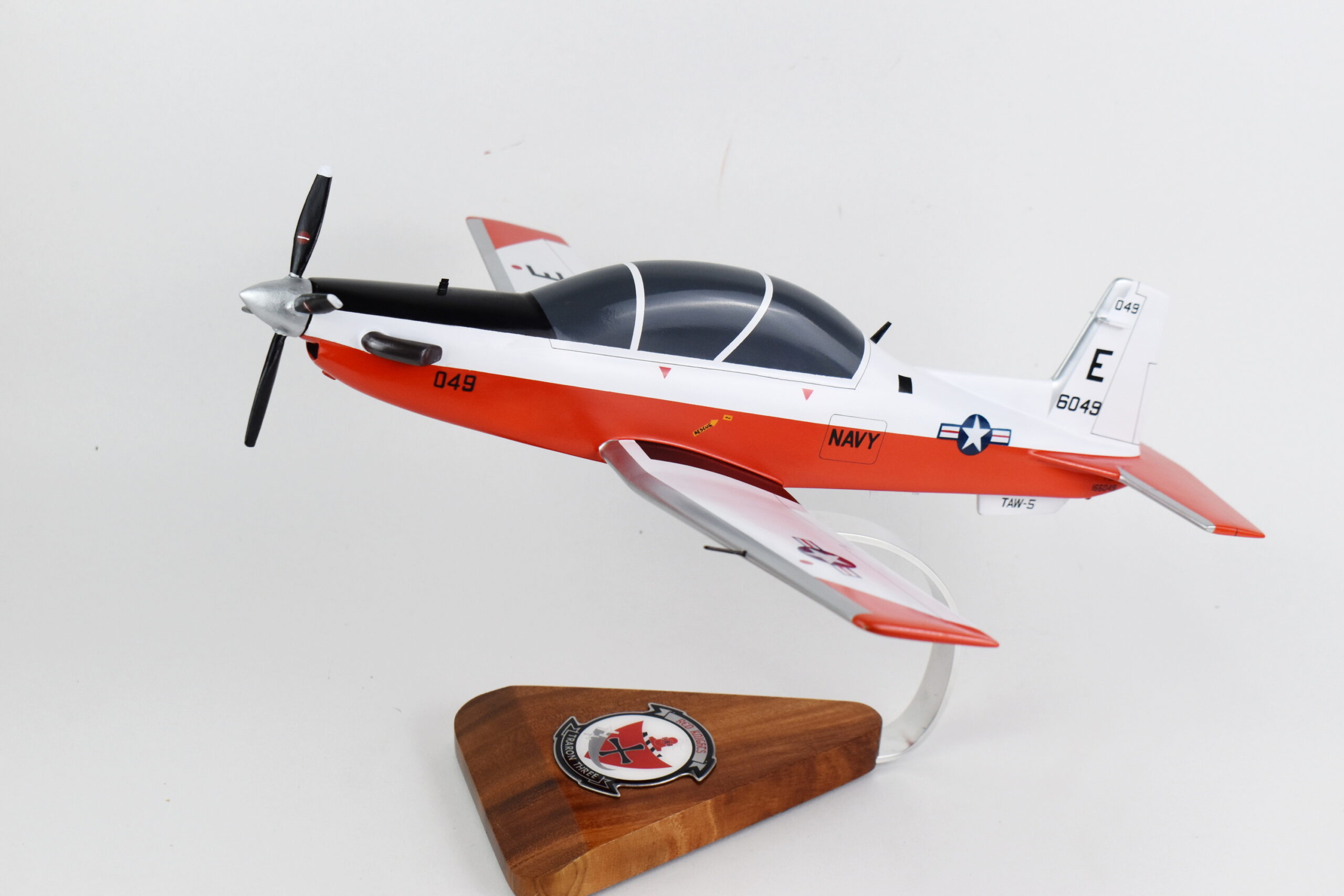 Beechcraft® T-6b Texan II, VT-3 Red Knights (Navy), 16″ Mahogany Scale Model