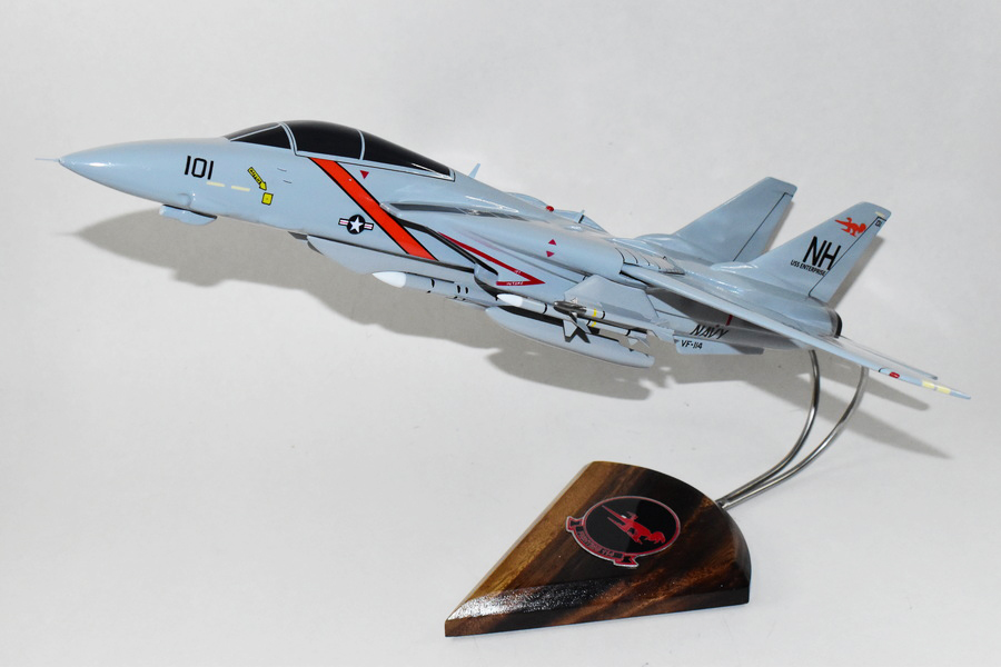 VF-114 Aardvarks F-14a (1987) model,  1/42 (18″) Scale, Mahogany, Navy, Fighter