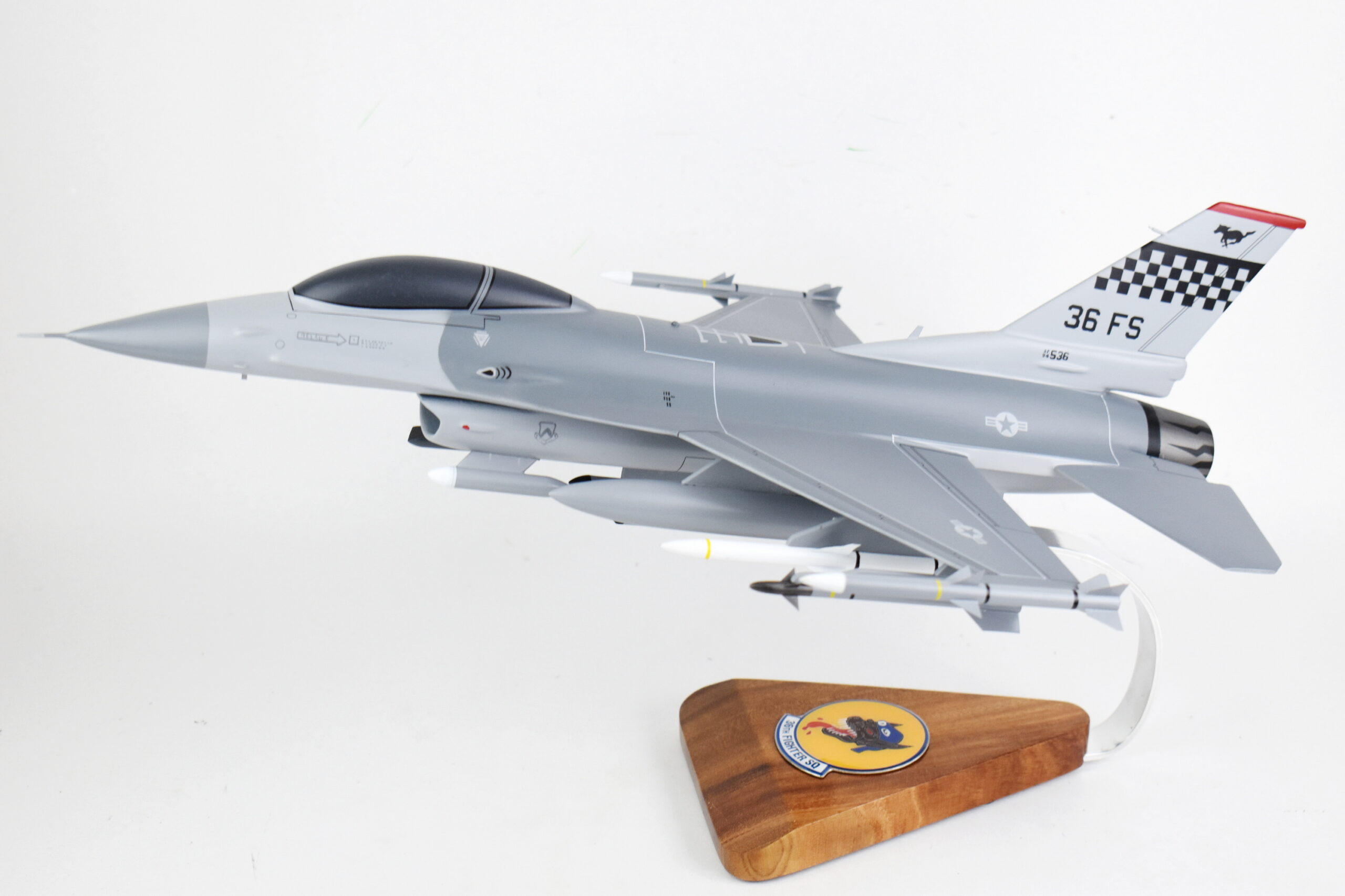 Lockheed Martin® F-16 Figthing Falcon®, 36th FS The Fabulous Flying Fiends, 18″ Mahogany Scale Model