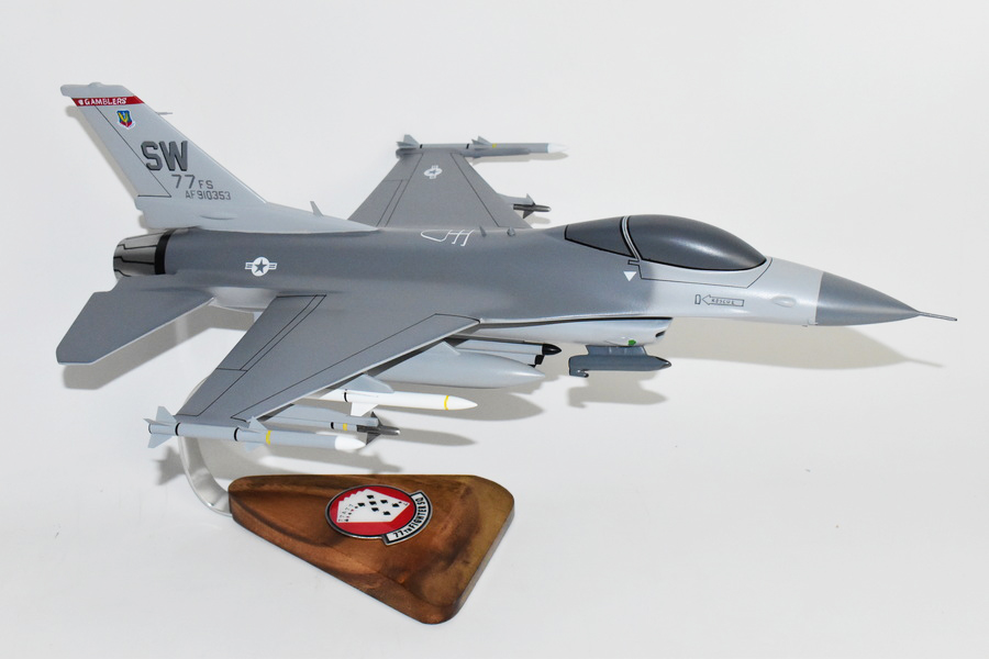 Lockheed Martin® F-16 Fighting Falcon®, 77th FS Gamblers, 1/33 (18″) Mahogany Scale Model