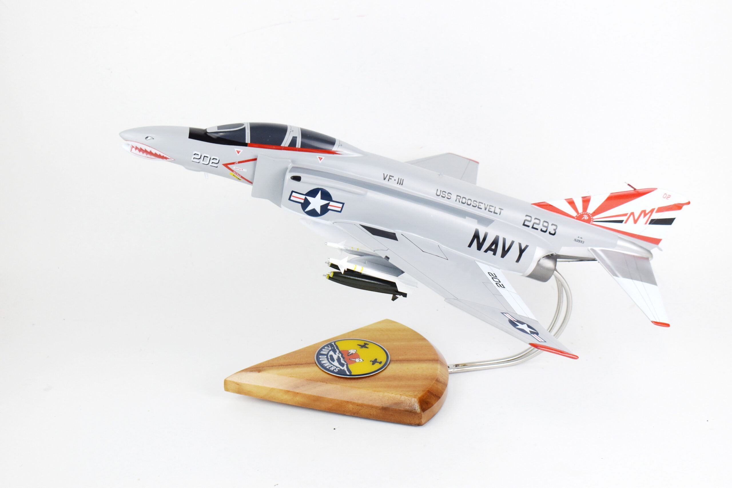 VF-111 Sundowners F-4b (USS Roosevelt -1976) Model, 1/42 (18″)