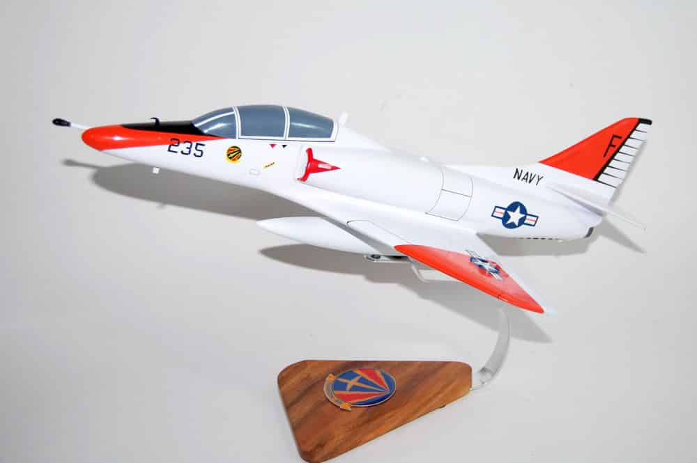 VT-86 Sabrehawks TA-4J, 18″ Mahogany Model