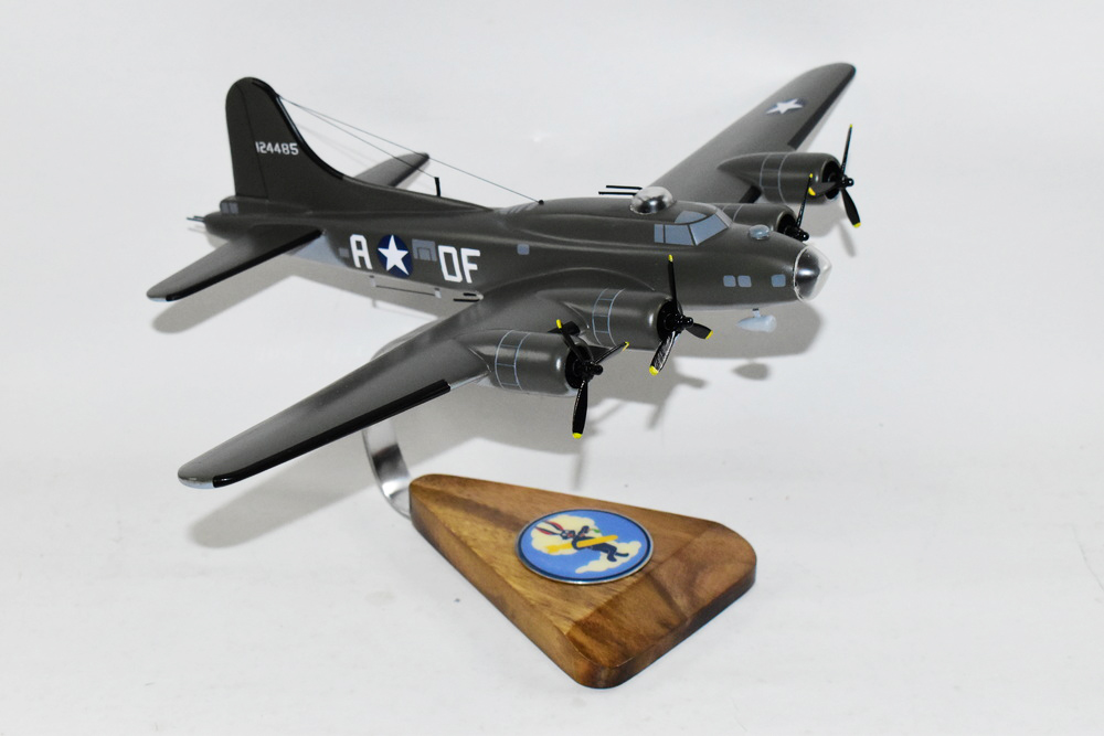 324th Bomb Squadron Memphis Belle B-17 Model, Mahogany, WWII, 1/69th Scale