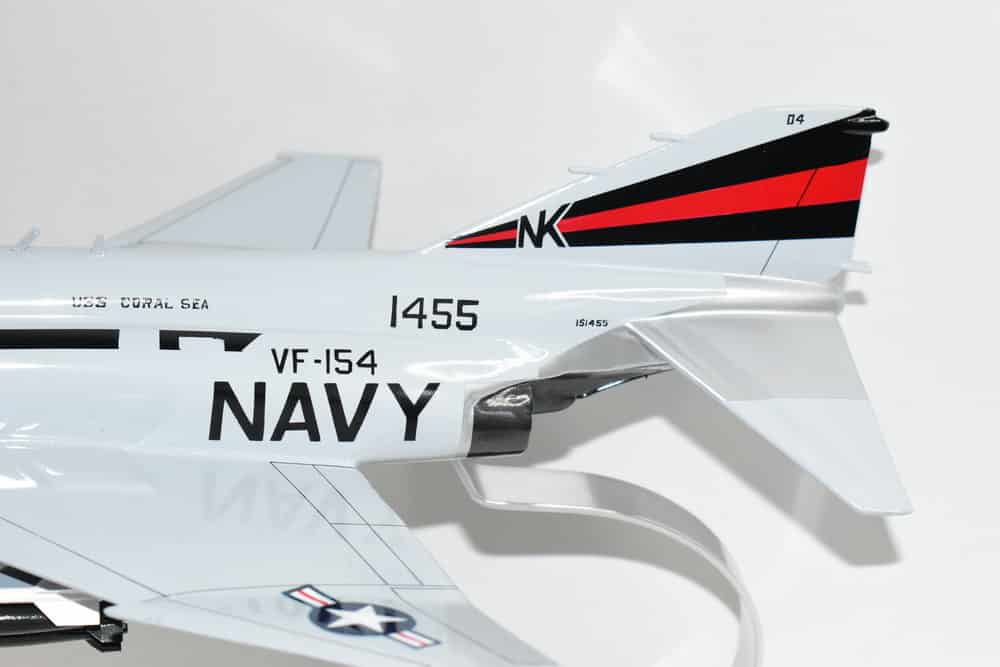 VeryHot製 VFA-154 BLACK KNIGHTS“ディカプリオ似 ” VeryHot製 VFA-154 BLACK KNIGHTS“ディカプリオ似 ” VeryHot製