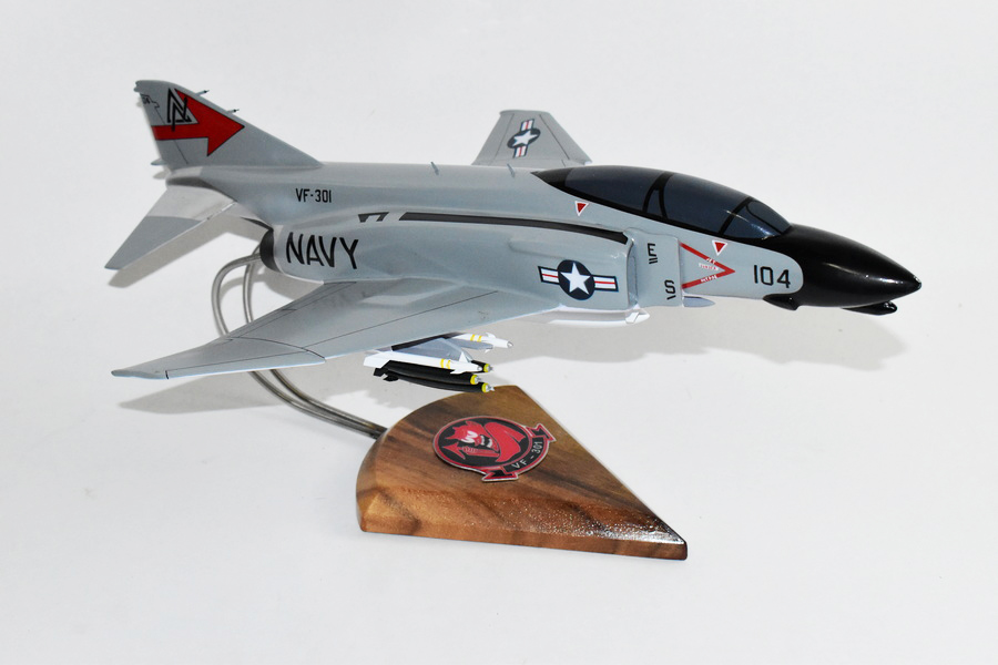 VF-301 Devil’s Disciples F-4N (1978) Model, 1/42 (18″) Scale, Mahogany, Navy, Fighter