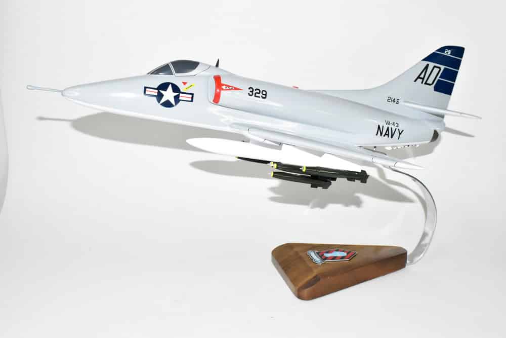 VA-43 Challengers A-4, 18″ Mahogany Model