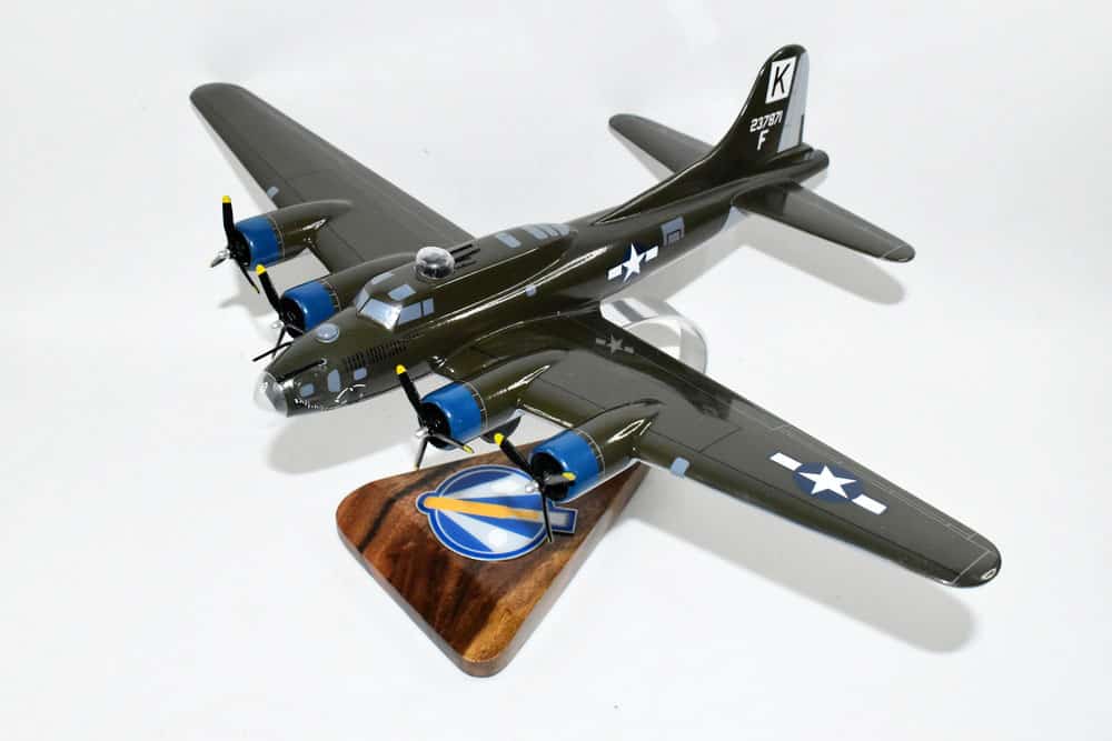 711th Bomb Squadron, 447th Bomb Group ‘Uninvited’ B-17G Model, Mahogany, WWII, 1/69th Scale