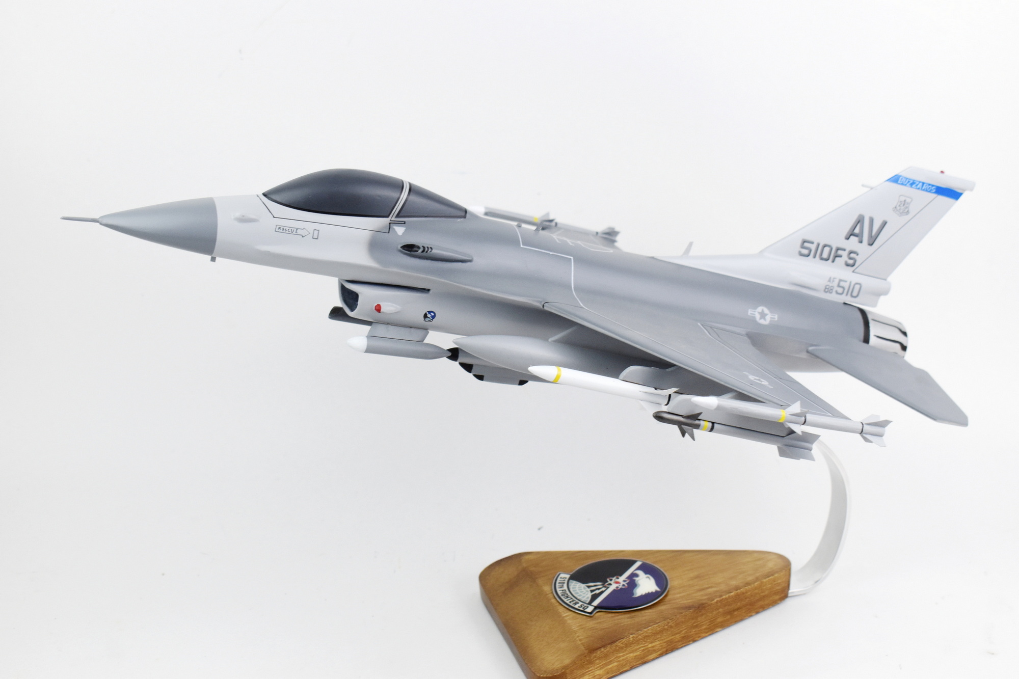Lockheed Martin® F-16 Fighting Falcon®, 510th Fighter Squadron, 18″ Mahogany Scale Model