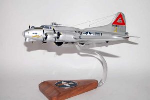 358th Bomb Squadron, 303rd Bomb Group 'Princess Pat' B-17G Model