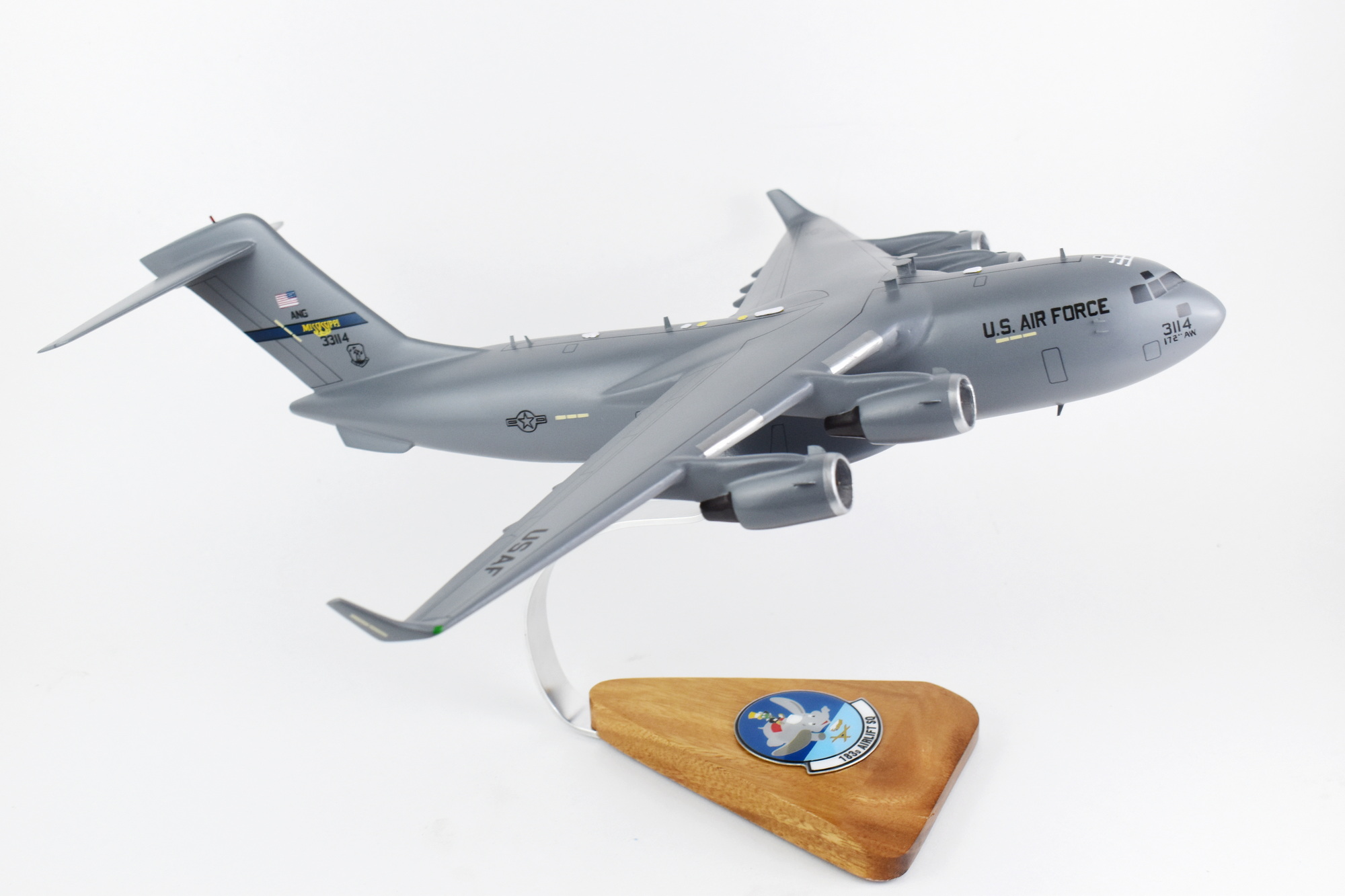 183d Airlift Squadron Mississippi ANG C-17 Model, 1/116th Scale, Mahogany, Cargo