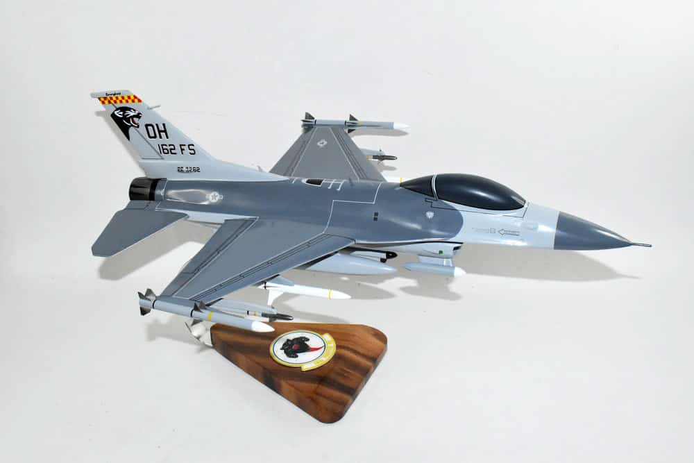 Lockheed Martin® F-16 Fighting Falcon®, 162d Fighter Squadron, 18″ Mahogany Scale Model