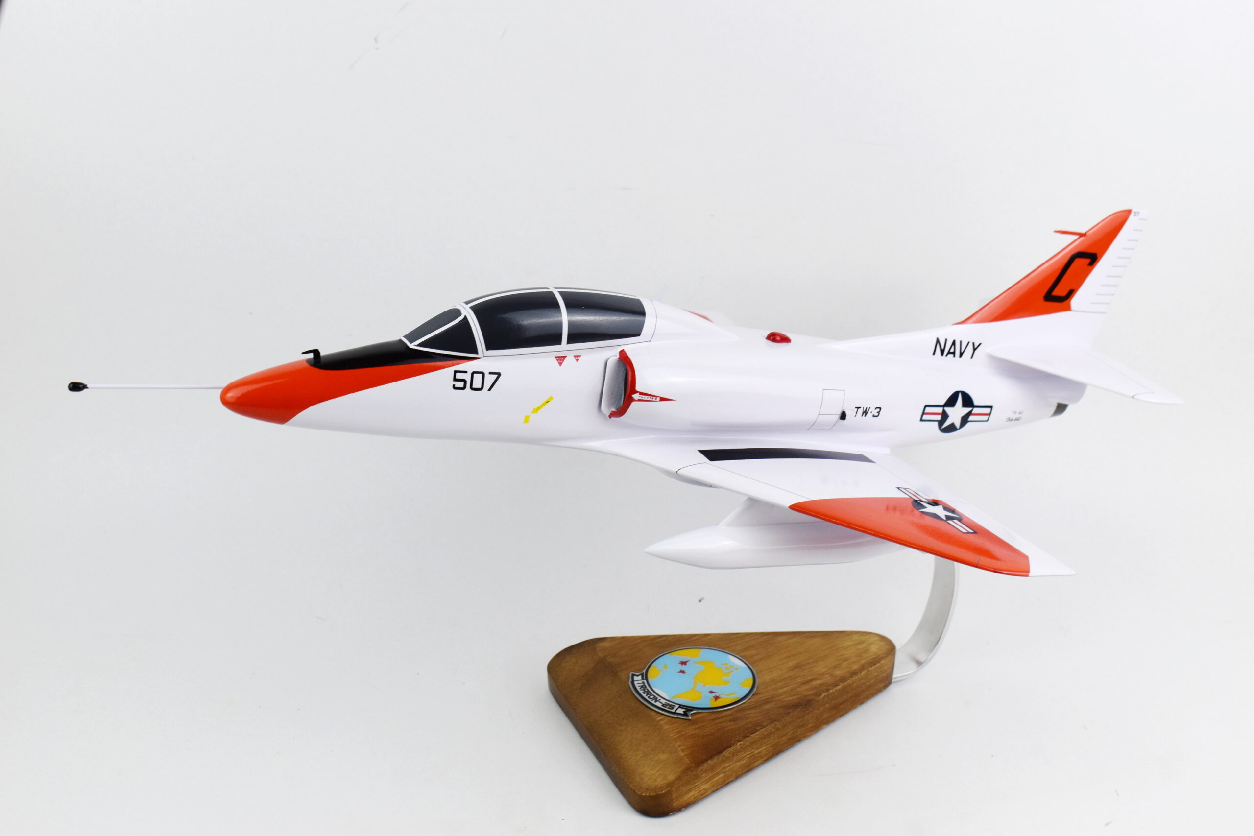 VT-25 Cougars TA-4J, 18″ Mahogany Model