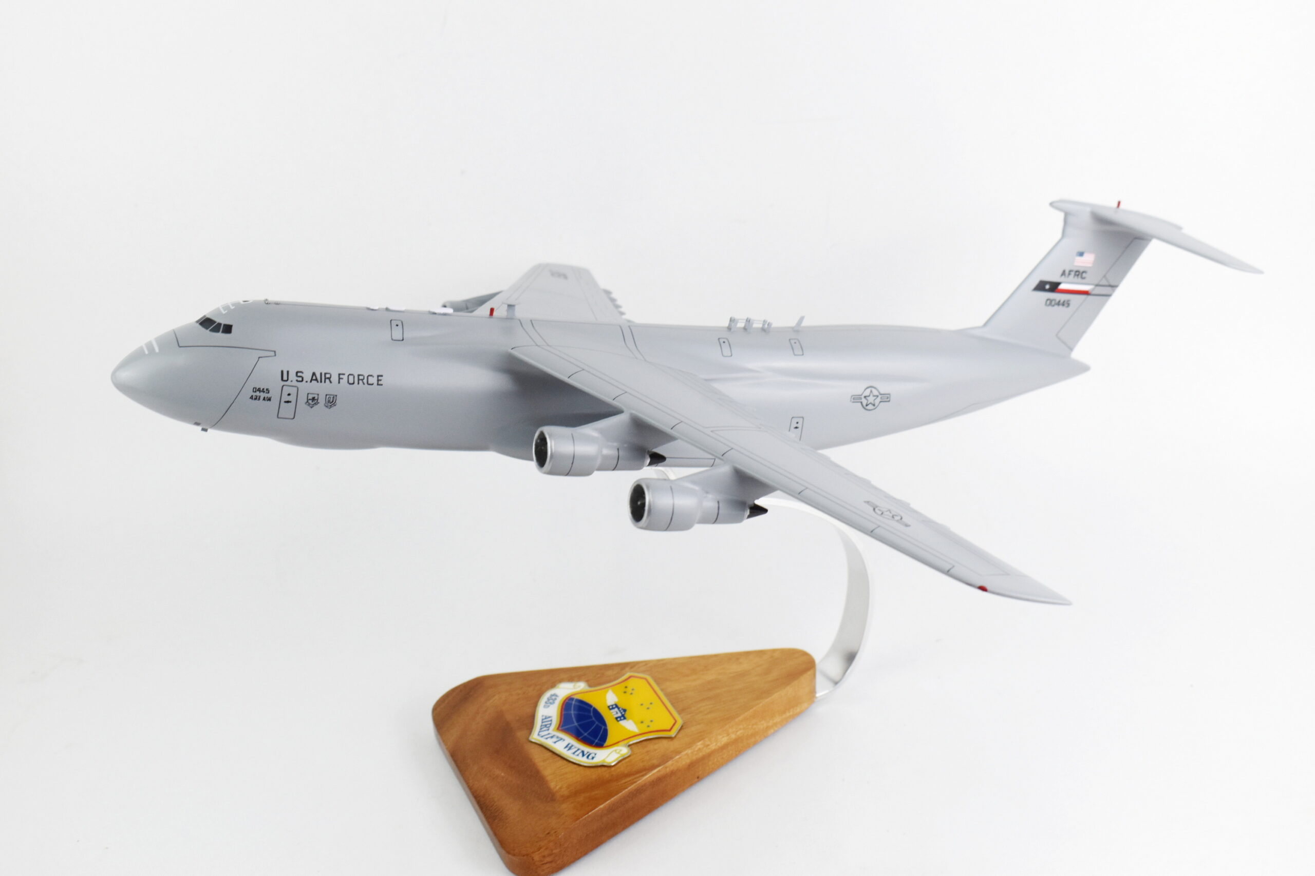 Lockheed Martin® C-5M Super Galaxy®, 433rd Airlift Wing, 18″ Mahogany Scale Model