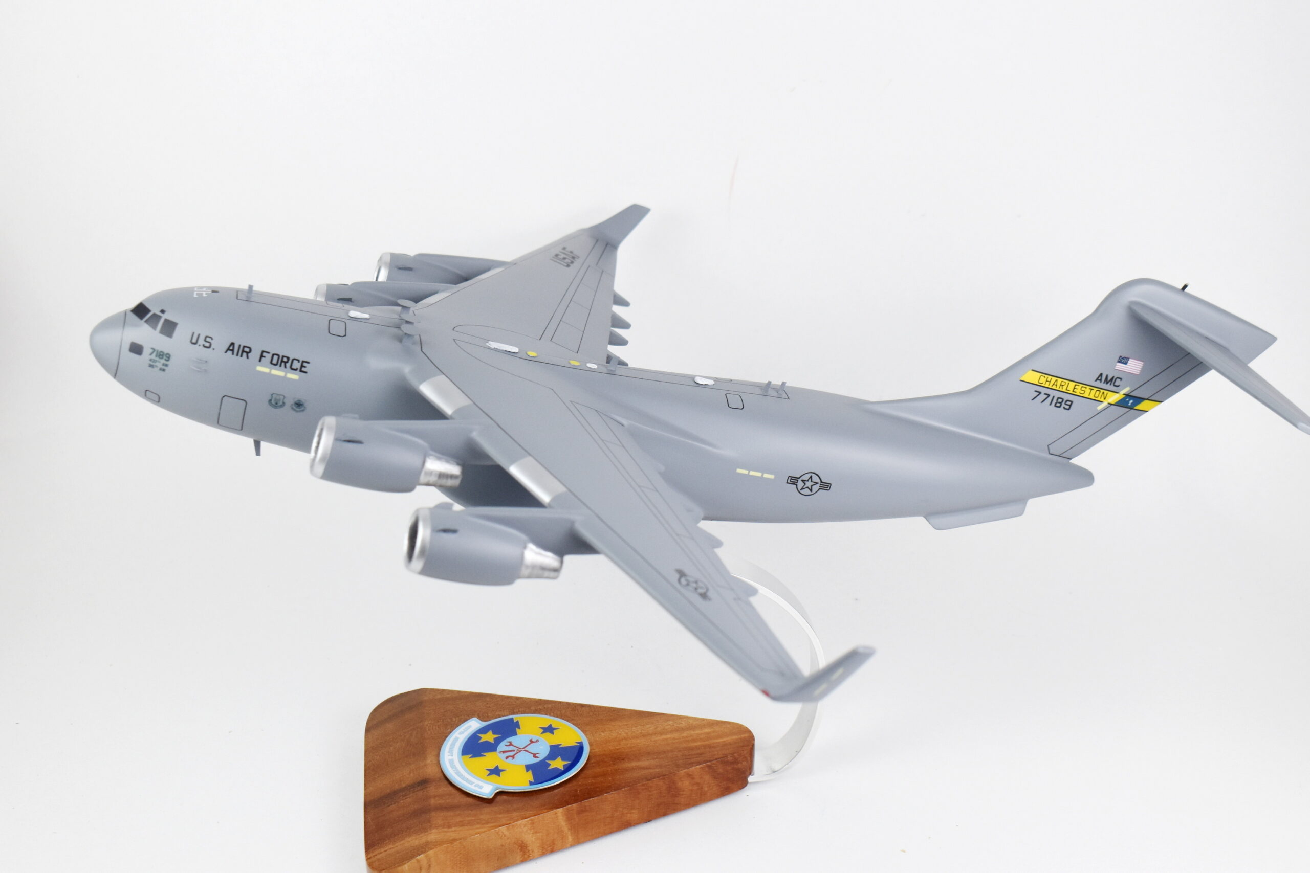 437th AMXS (07-7189 Charleston) C-17 Model, 1/116th Scale, Mahogany, Cargo