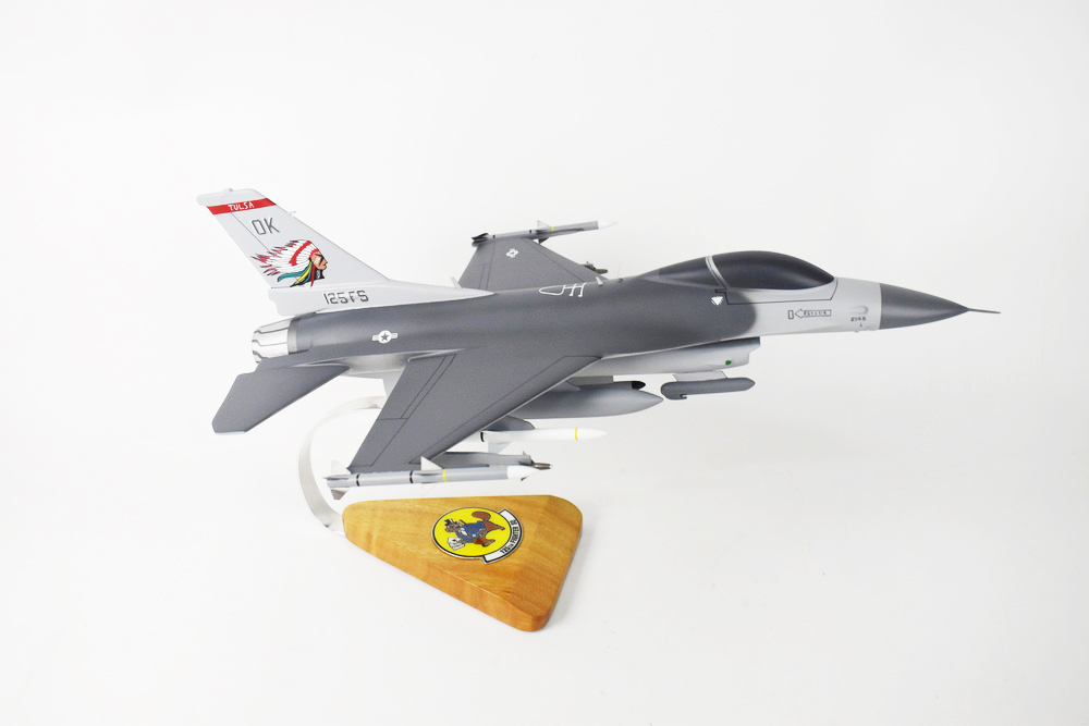 Lockheed Martin® F-16 Fighting Falcon®, 125th Fighter Squadron, 1/33 (18″) Mahogany Scale Model