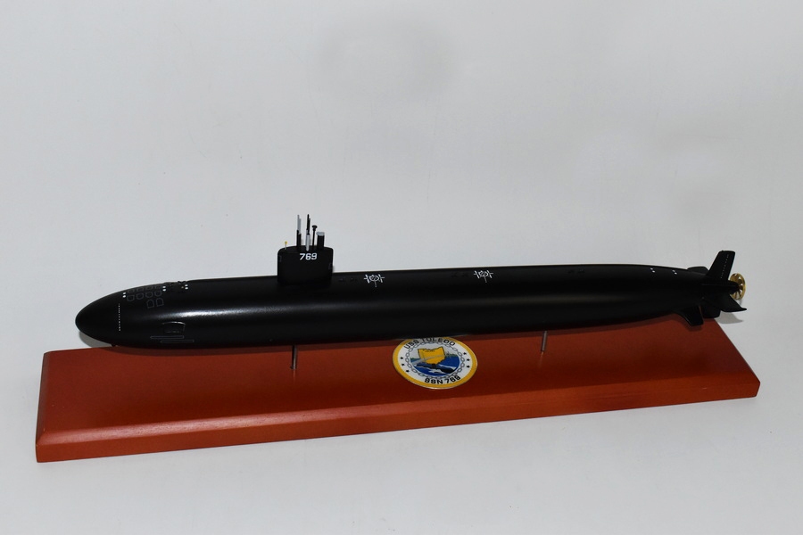 USS Toledo SSN-769 (Black Hull) Submarine Model, Navy,Scale Model,Mahogany,20 inch,LA Class