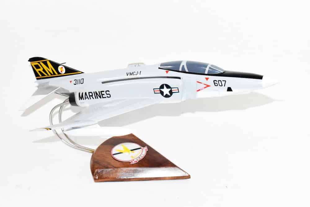 VMCJ-1 (153110 1975) RF-4b Model, 1/42 (18″) Scale, Mahogany, Marines, Fighter
