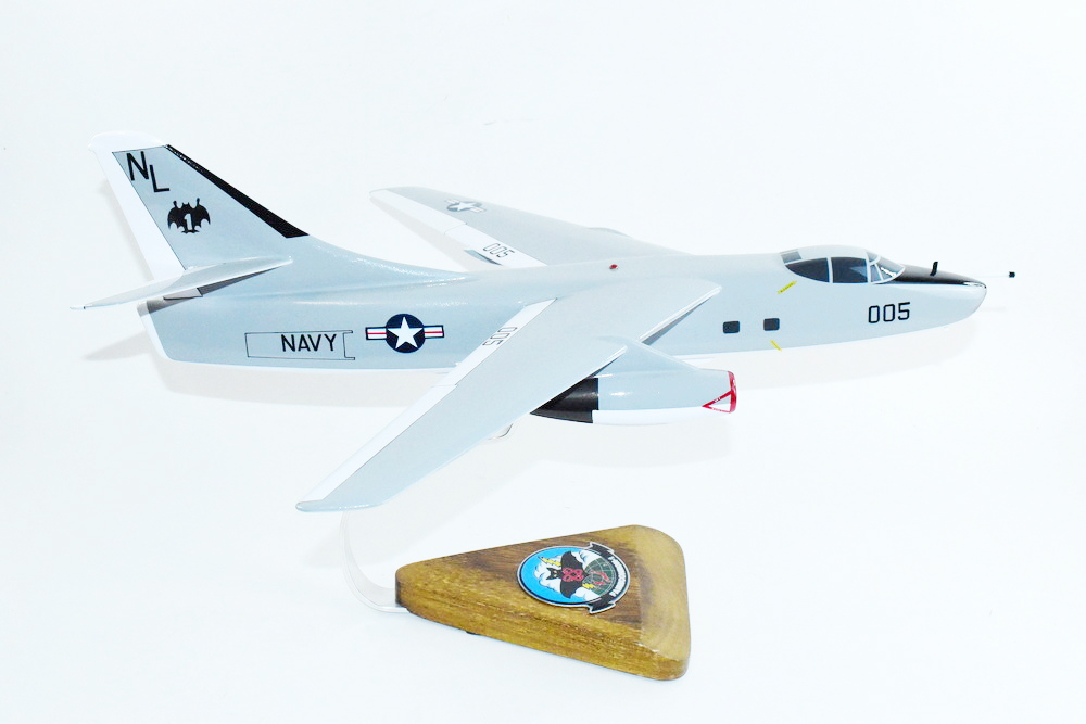 VQ-1 World Watchers (USS Carl Vinson 1985) TA-3B   Skywarrior Model, 1/50th Scale, Mahogany