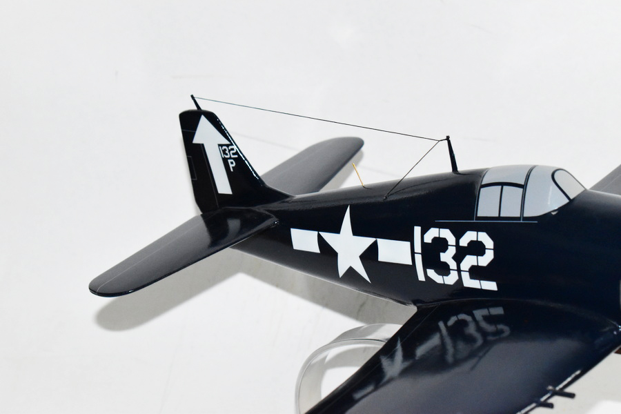 VF-84 Fighting Wolves USS Bunker Hill 1945 F6F-5P Hellcat Model