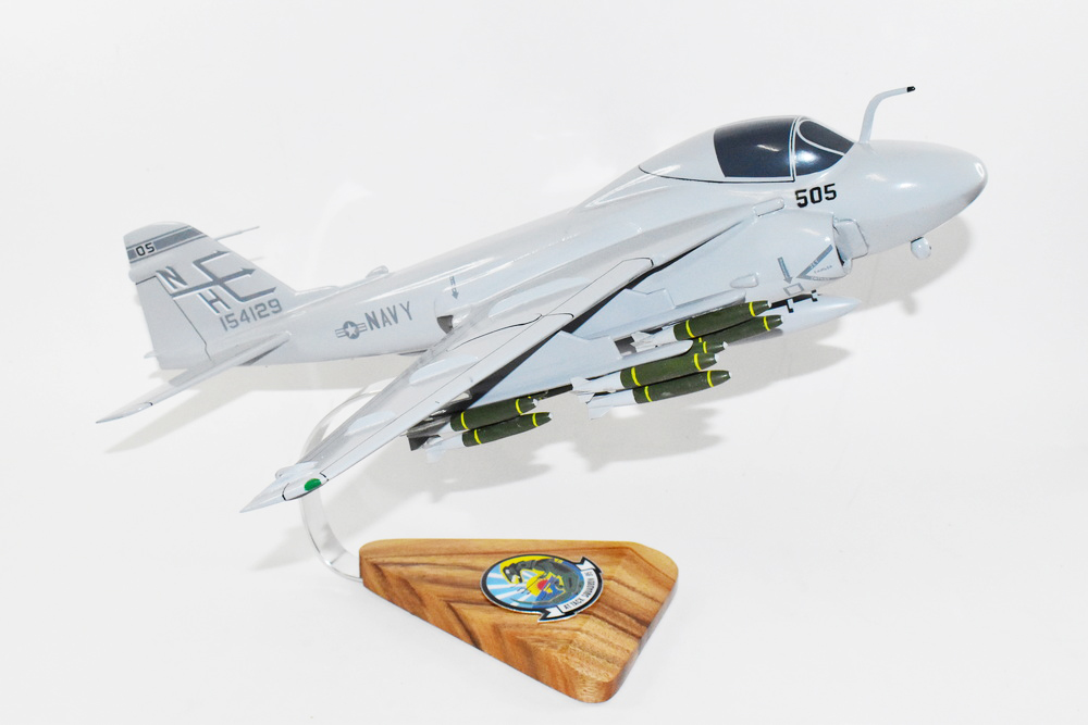 VA-95 Green Lizards (1990s) 154129 A-6E Intruder Model, 1/36th Scale, Mahogany, Navy
