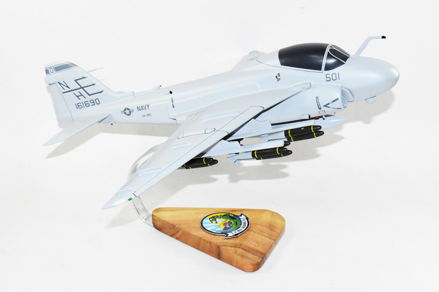 VA-95 Green Lizards (1988) A-6E Intruder Model, 1/36th Scale, Mahogany, Navy