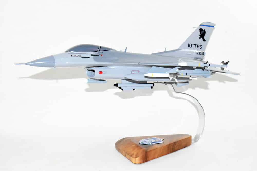 Lockheed Martin® F-16 Fighting Falcon®, 10th Tactical Fighter Squadron, 18″ Mahogany Scale Model