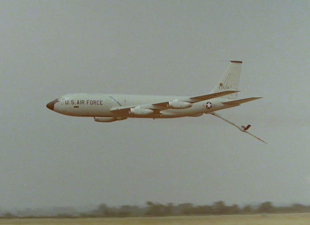 ト*ト様 希少 KC-135 尾翼 ディスプレイ 909ARRS Shoguns Shop for KC135 Stratotanker Model Online | Squadron Nostalgia