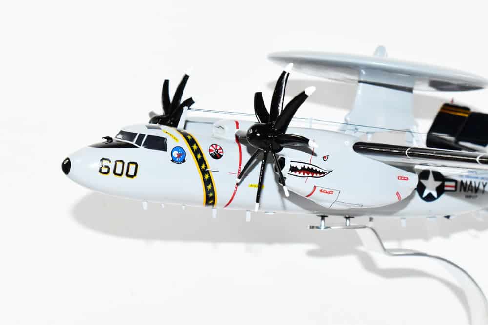 1/144 新品未使用 E-2C VAW-117 「Wallbangers」 VAW-117 Wallbangers E-2C Model - Squadron Nostalgia