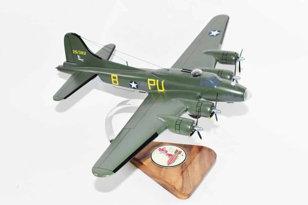 303rd BG 360th BS ‘The Witches Tit’  42-5382 B-17F Model, Mahogany, WWII, 1/69th Scale