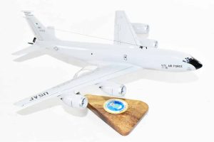 22nd AMXS 60-0353 KC-135R Model