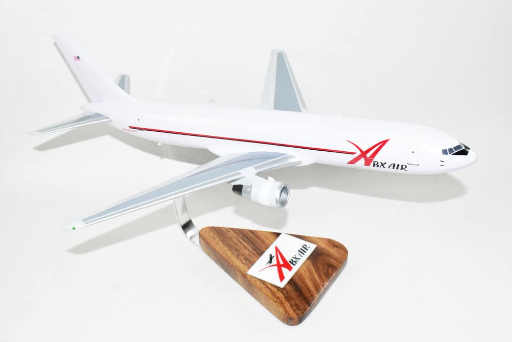【小難あり】オーストラリア航空 B767-300 2機 小難あり】オーストラリア航空 B767-300 2機 - メルカリ