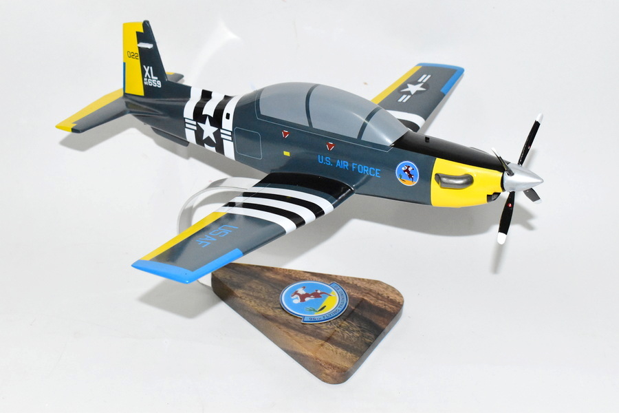 Beechcraft® T-6 Texan II, 96th FTS 47th FTW P-51 Heritage 2022, Mahogany Scale Model