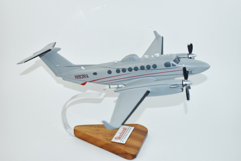 Beechcraft® Recce King Air 350, 1/36 Mahogany Scale Model