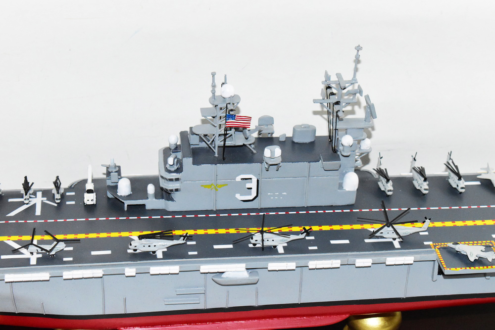 USS Belleau Wood LHA 3 24 inch Model - Squadron Nostalgia