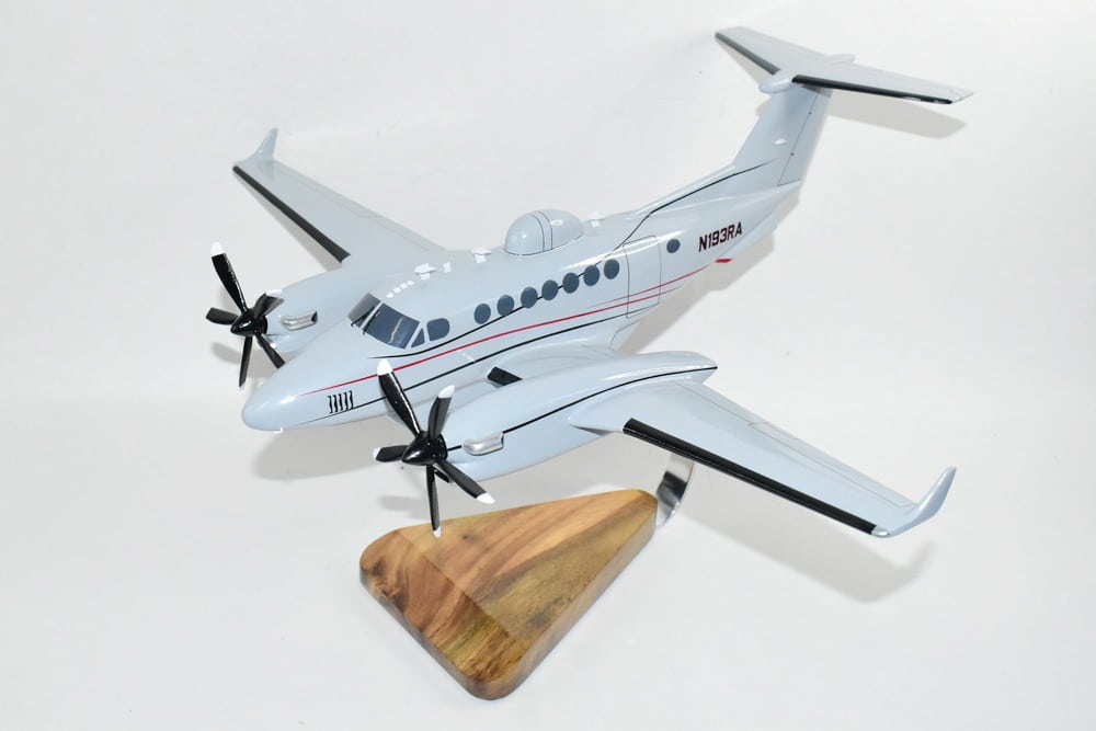 Beechcraft® Recce King Air 350, 1/36 Mahogany Scale Model