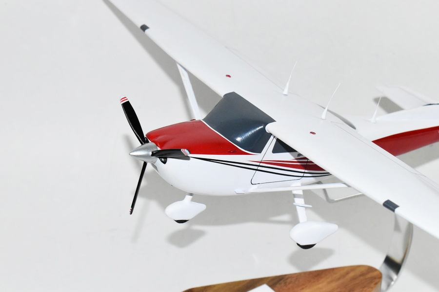 Cessna 182 Skylane Model Airplane | Replica Aircraft
