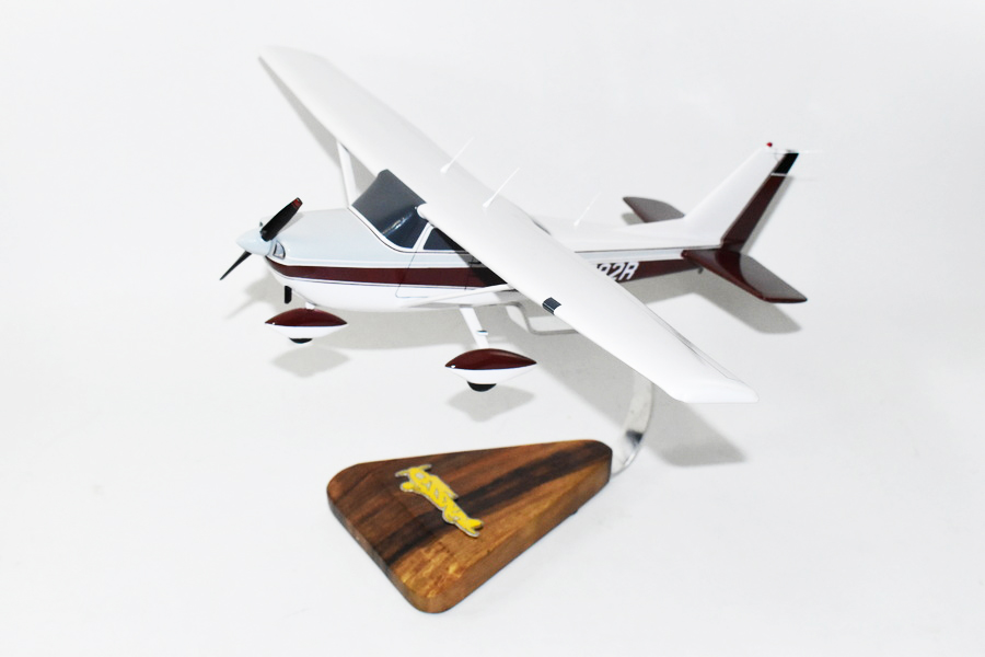 Cessna 172 Skyhawk 木製モデル 飛行機模型 C172 Models | Custom Cessna 172 Skyhawk Wd. A/C Models