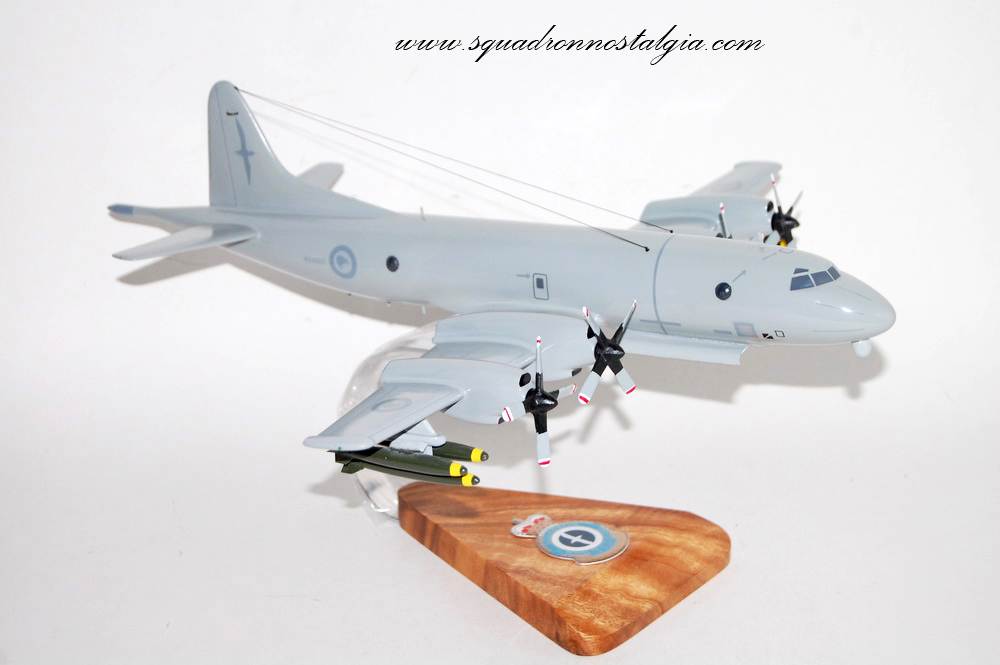 Lockheed Martin® P-3K Orion™, No. 5 Squadron RNZAF, 1/78th (18″) Mahogany Model