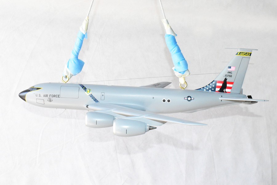 190th ARW Showbird Kansas ANG KC-135R Model