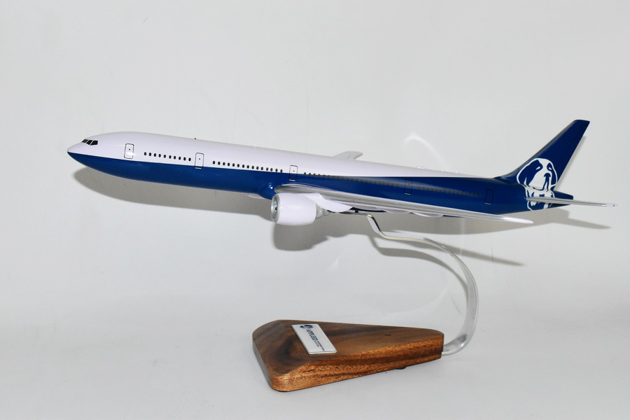 Applied Underwriters Aviation B777, 18 inch Mahogany Model