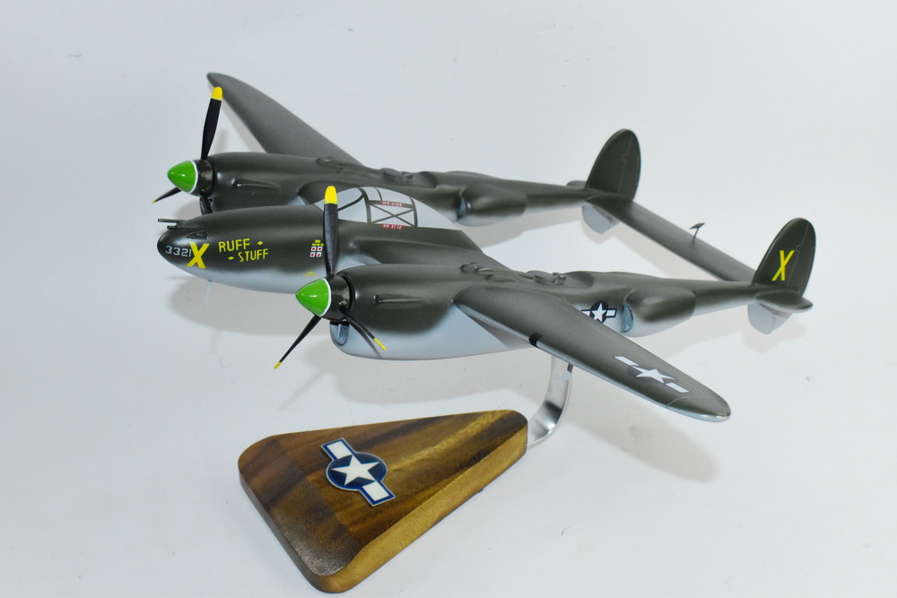 Motor City Classics Lockheed P-38 Lightning 1:72 Diecast Modell