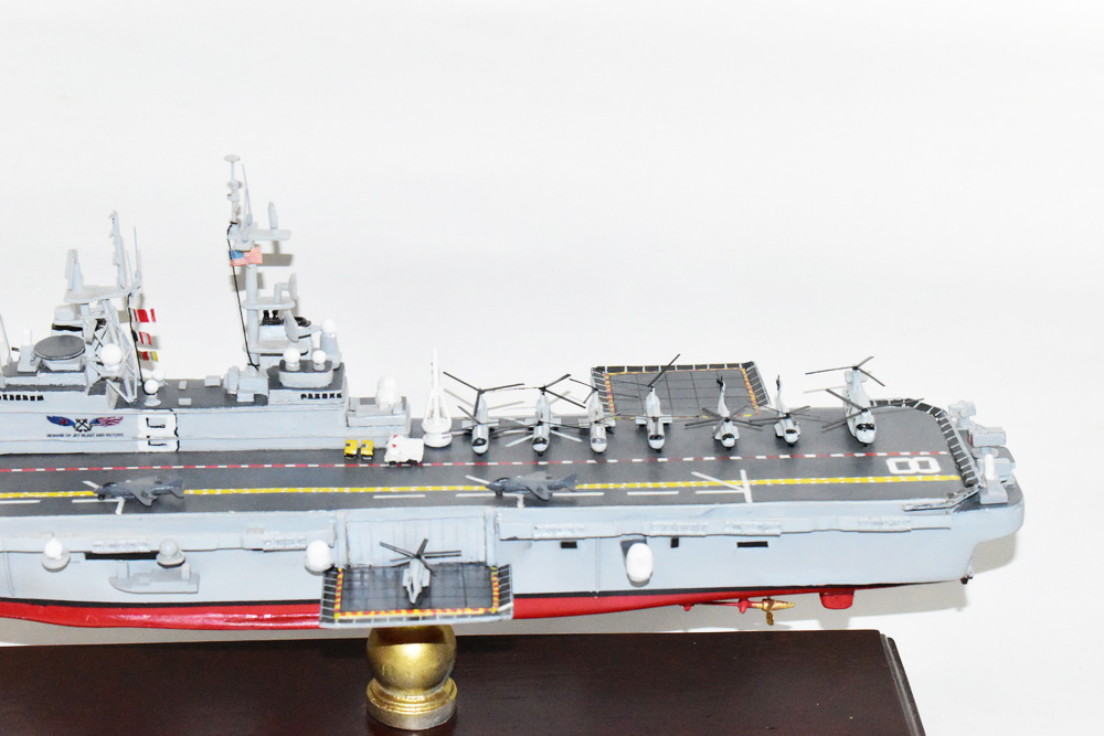 USS Gudgeon (SS-567), 20-inch Mahogany Submarine Model - Squadron