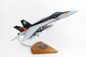 VFA-81 Sunliners 2014 USS Harry S. Truman FA-18E Model